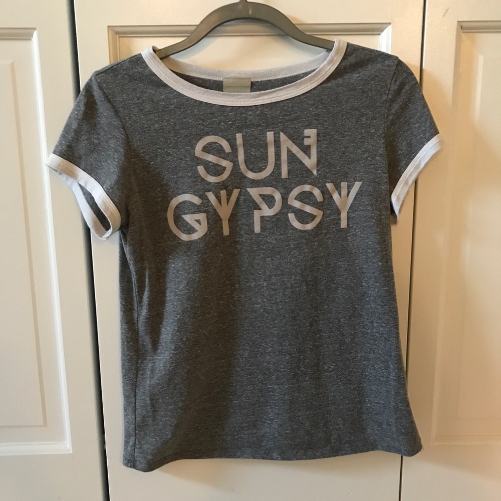 “SUN GYPSY” graphic tee